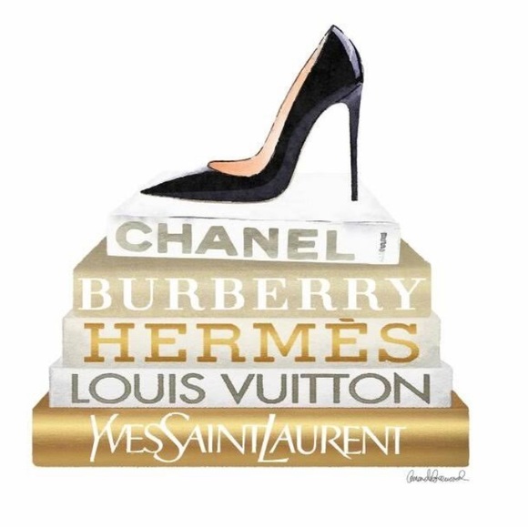 Meet your Posher, Erica - Picture 1 of 1